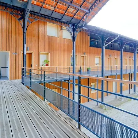 La Halle Du Roi Parking Insead
