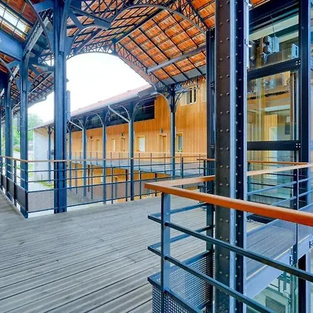 La Halle Du Roi Parking Insead Apartment